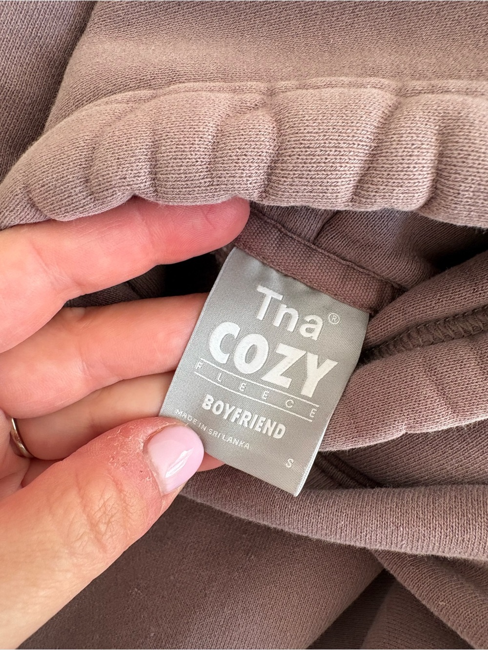 Aritzia TNA Mauve Purple Cozy Fleece Boyfriend Fit Hoodie Size Small - Picture 9 of 9